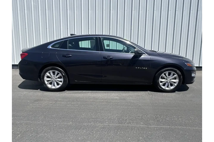 $17794 : Chevrolet Malibu 2023 LT 4dr image 7