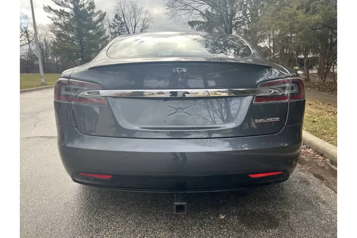 $29997 : 2019 Model S Performance image 6