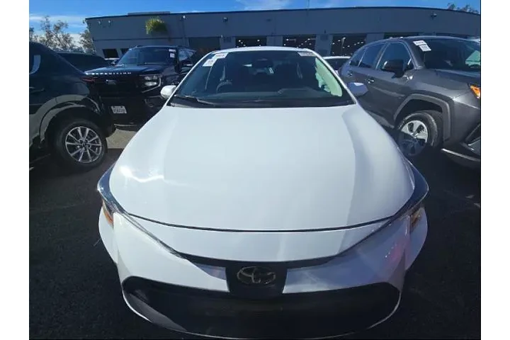 $22995 : Toyota Corolla 2024 LE 4dr S image 3