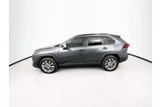 $31705 : Toyota RAV4 2023 AWD XLE Pre thumbnail