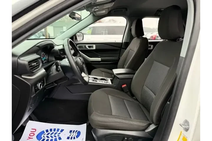 $34500 : Ford Explorer 2024 AWD XLT 4 image 2
