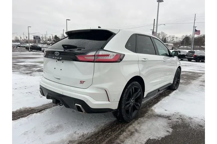 $37345 : Ford Edge 2024 AWD ST 4dr SU image 4