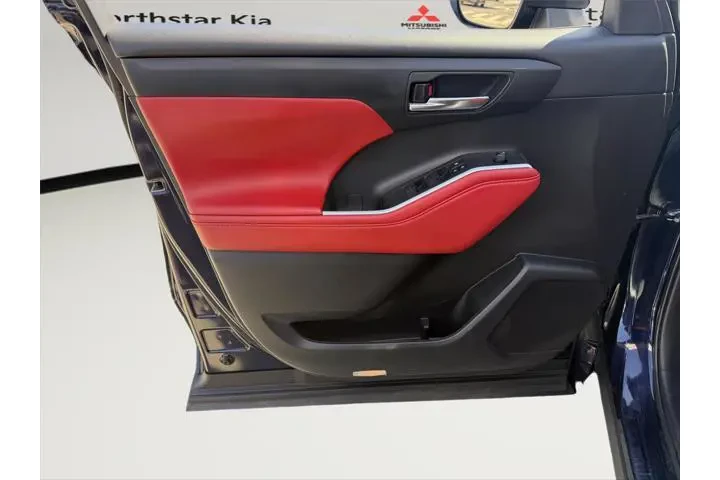 $34490 : Toyota Highlander 2022 AWD X image 9