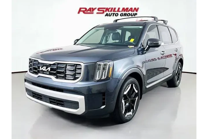 $31975 : Kia Telluride 2024 S 4dr SUV image 3