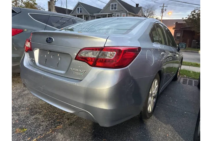 $12995 : 2017 Legacy 2.5i image 6