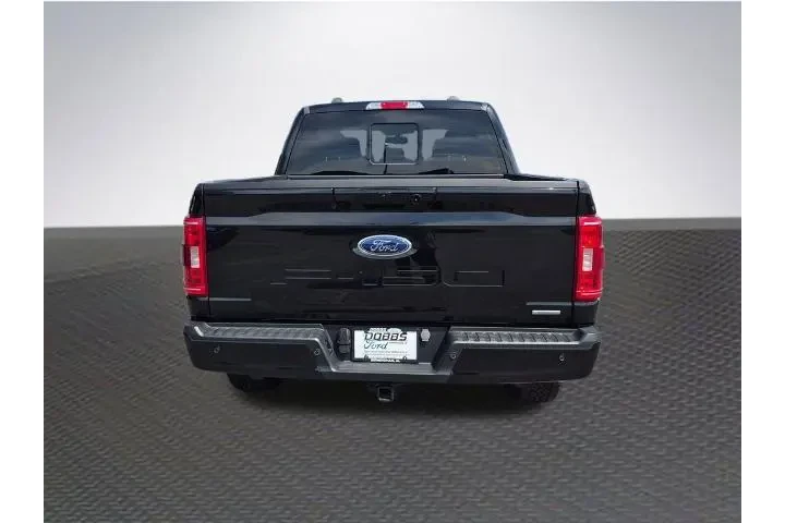 $37995 : Ford F-150 2023 4x4 XLT 4dr image 6