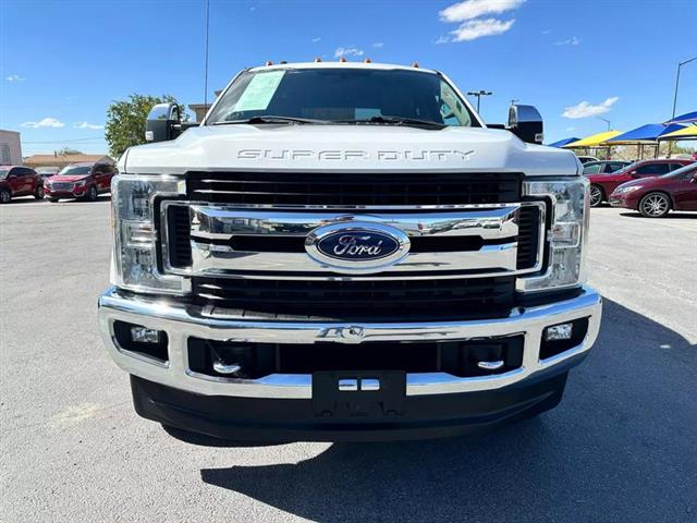 $49995 : Pre-Owned 2017 F350 Super Dut image 3