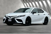 $24000 : Toyota Camry 2022 SE Nightsh thumbnail