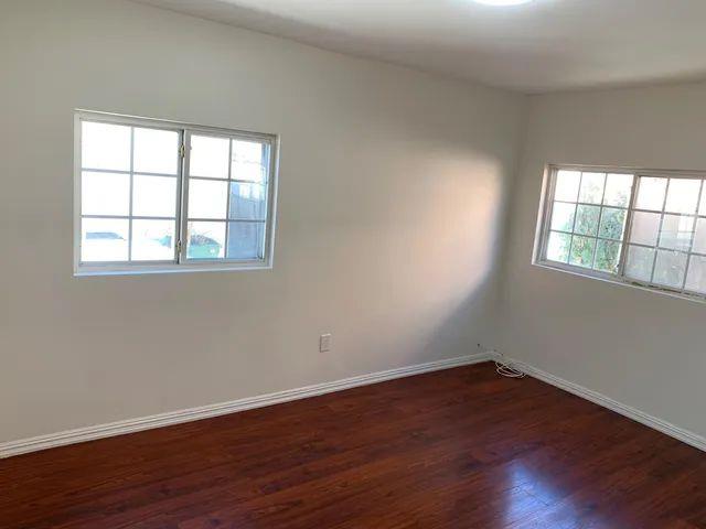 $1400 : East Los Angeles 2 & 1 image 6