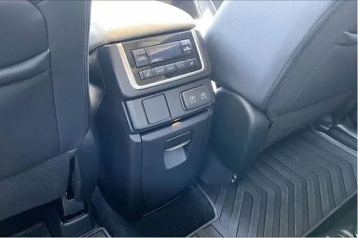 $25000 : Subaru Ascent 2019 AWD Limit image 10