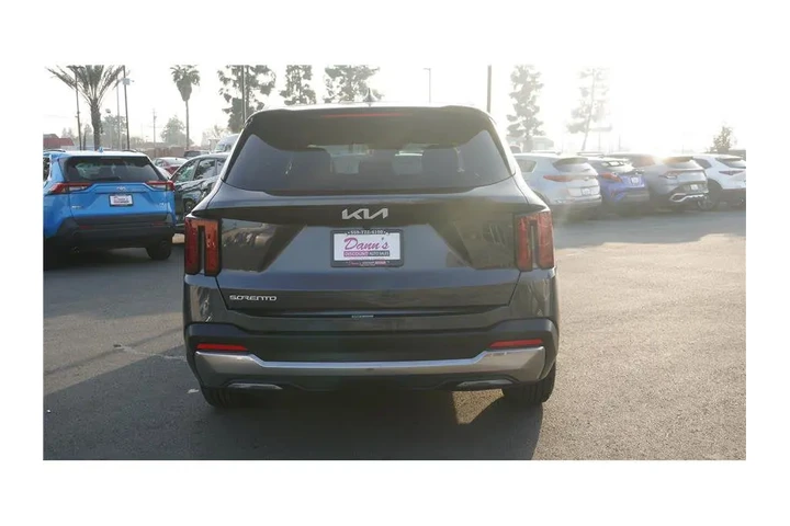 $26984 : 2024 Sorento S image 7