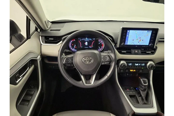 $24998 : Toyota RAV4 2020 Limited 4dr image 10