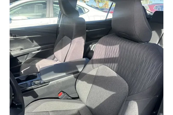 $26999 : Toyota Camry 2025 SE 4dr Sed image 9