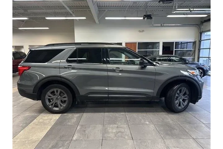 $32500 : Ford Explorer 2023 AWD XLT 4 image 10