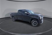 PRE-OWNED 2024 TOYOTA TUNDRA thumbnail