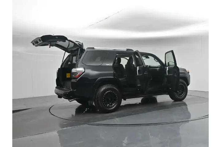 $39000 : Toyota 4Runner 2020 4x2 SR5 image 6