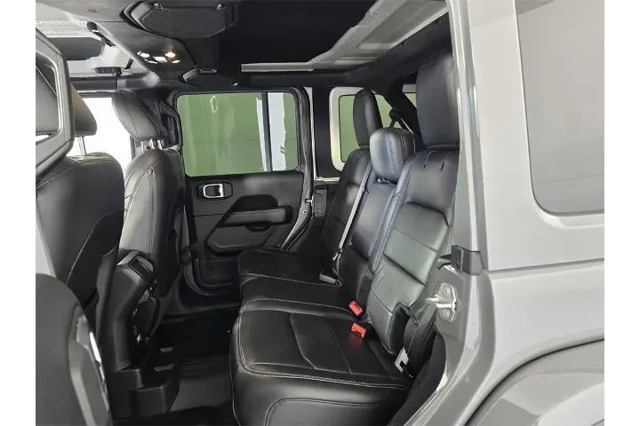 $29998 : Jeep Wrangler Unlimited 2019 image 9