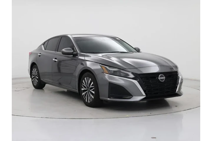 $20998 : Nissan Altima 2023 2.5 SV 4d image 1