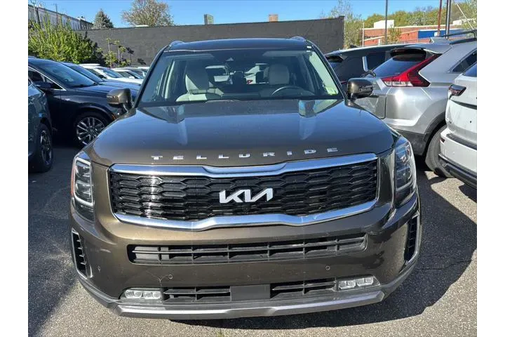 $32390 : Kia Telluride 2022 AWD SX 4d image 9