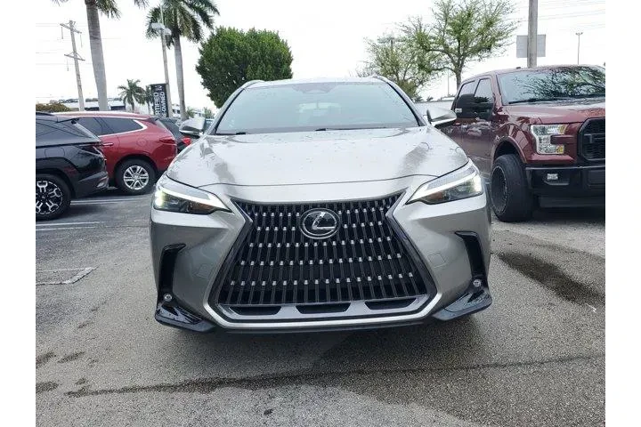$33990 : Lexus NX 250 2024 4dr Crosso image 2