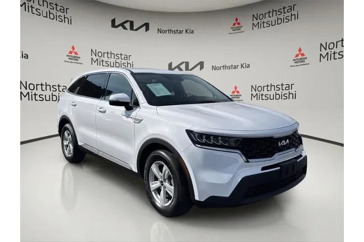 $19995 : Kia Sorento 2022 LX 4dr SUV image 8