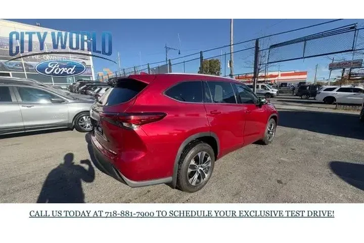 $35288 : Toyota Highlander 2022 AWD X image 5