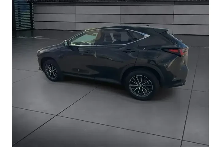 $39998 : Lexus NX 250 2024 Premium 4d image 6