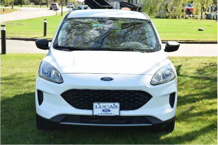 $21750 : Ford Escape 2022 AWD SE 4dr image 2