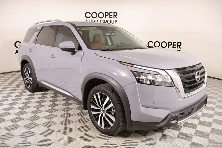 $33479 : Nissan Pathfinder 2024 Plati image 1