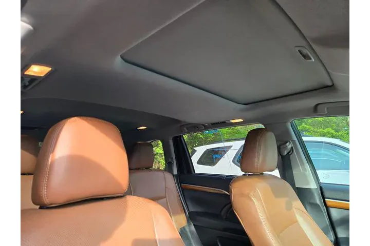 $26989 : Toyota Highlander 2019 AWD L image 5