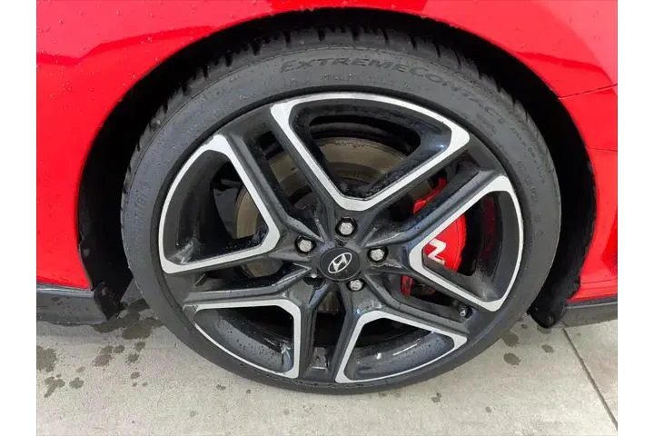 $23990 : Hyundai VELOSTER N 2022 3dr image 8