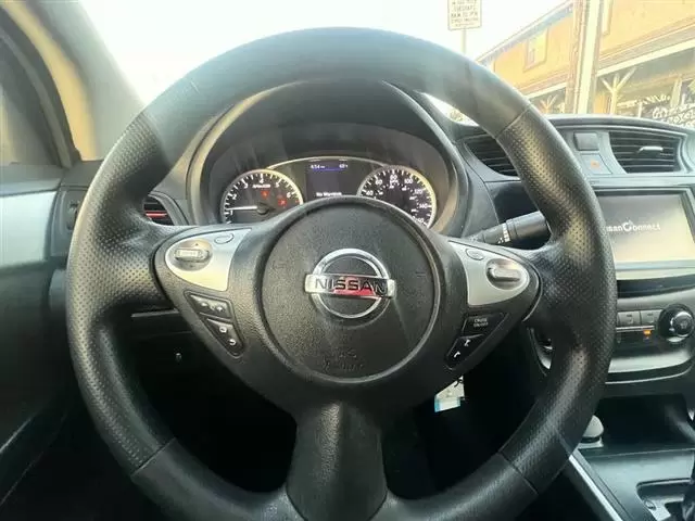 $6000 : 2018 Nissan Sentra image 2