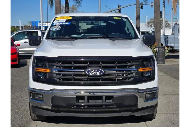 $39984 : Ford F-150 2025 4x2 XLT 4dr image 2