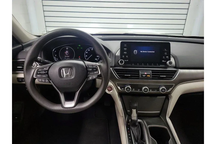 $17998 : Honda Accord 2018 LX 4dr Sed image 9