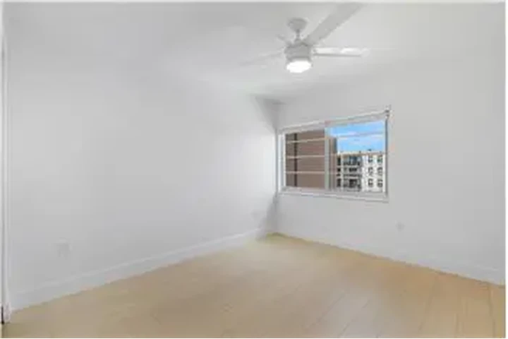 $2400 : Rental property with 2 bedro image 10