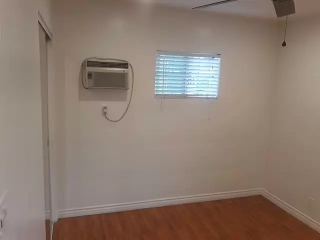 $1350 : Bonito Dormitorio image 2