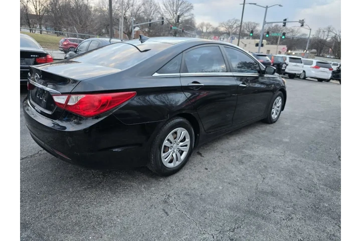 $4900 : 2012 Sonata GLS Auto image 5