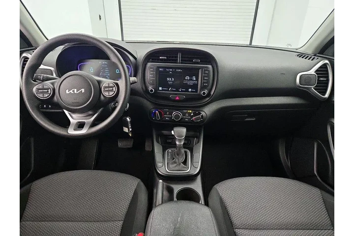 $19998 : Kia Soul 2025 LX 4dr Crossov image 9
