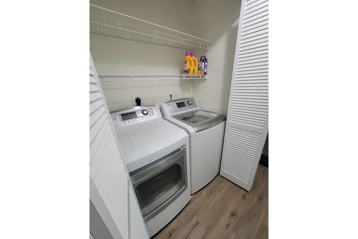 $1700 : 3 Recamaras 2 Baños image 8