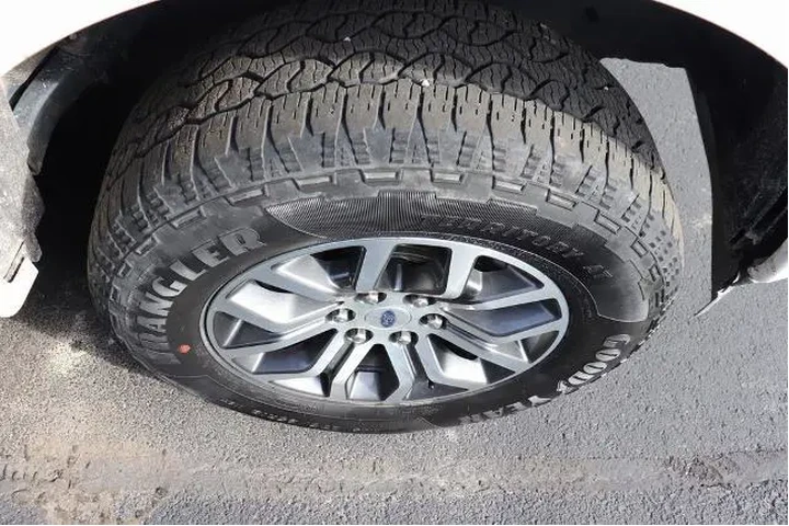 $22500 : Ford F-150 2018 4x4 XLT 4dr image 4