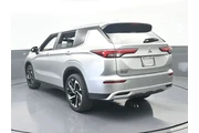 $20978 : Mitsubishi Outlander 2024 SE thumbnail