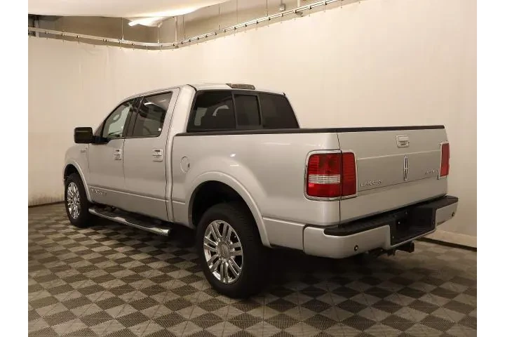 $12947 : Lincoln Mark LT 2007 4dr Sup image 4
