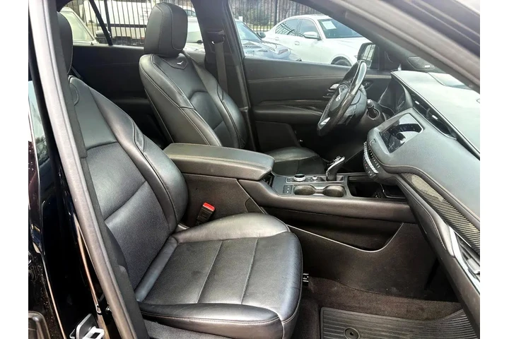 2020 XT4 Sport image 10