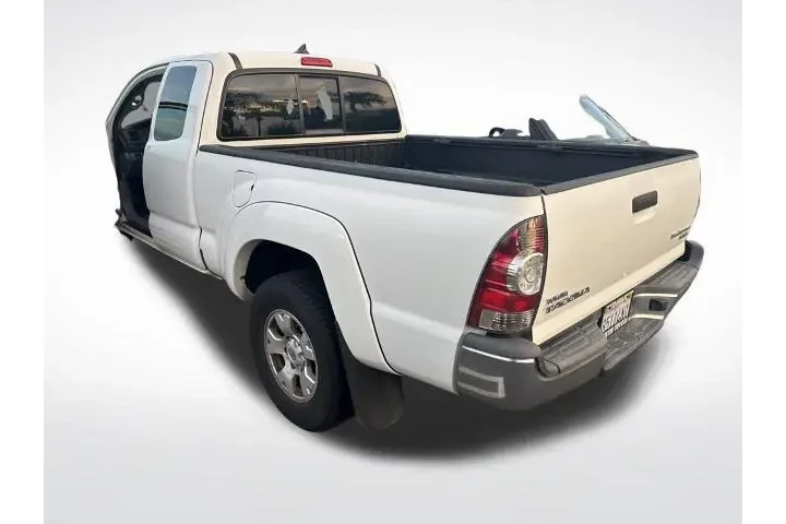 $17000 : Toyota Tacoma 2014 4x2 PreRu image 2