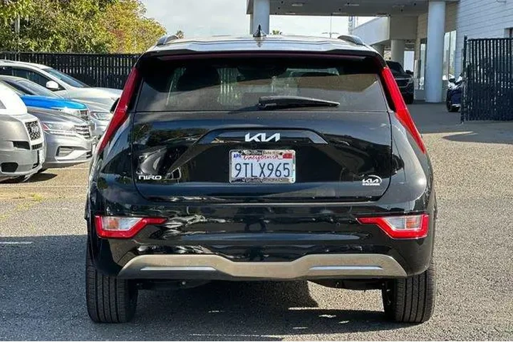 $20420 : Kia Niro EV 2024 Wind 4dr Cr image 5