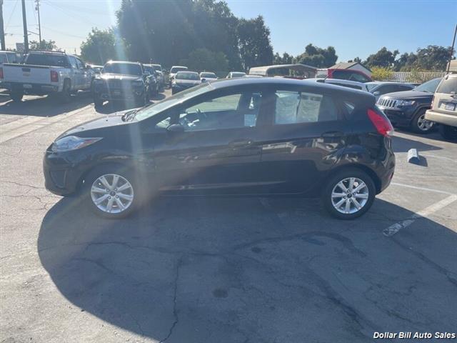 $10450 : 2012 Fiesta SE Hatchback image 4