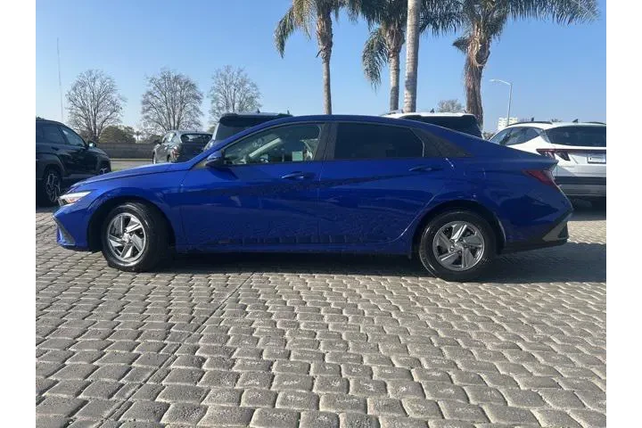 $19995 : Hyundai ELANTRA 2025 SE 4dr image 6