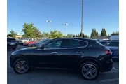 $23227 : Maserati Levante 2017 AWD 4d thumbnail