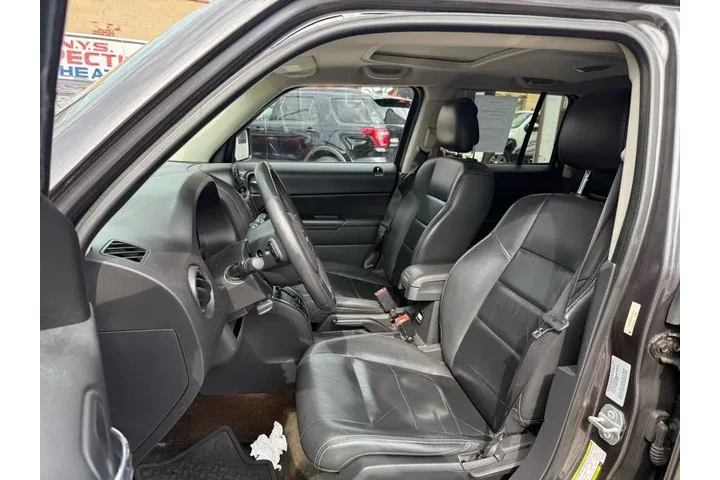 $5995 : 2015 Patriot Latitude 4WD image 5