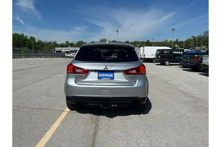 $11995 : Mitsubishi Outlander Sport 2 image 6